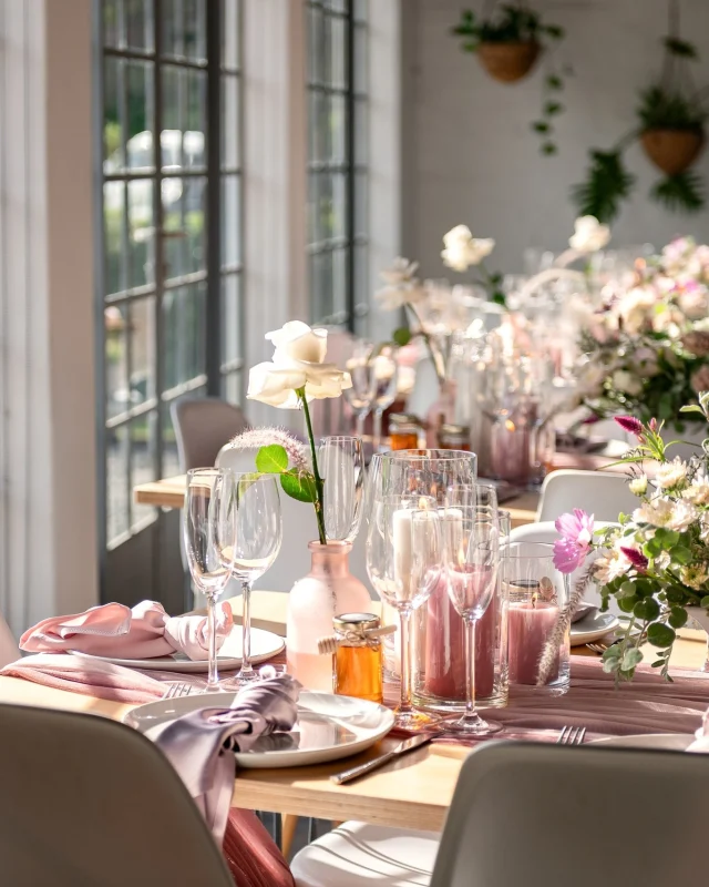 Easter Monday 🤍

The quiet after the celebration.
The soft kind of stillness that lingers once everything slows down again.

A moment to breathe,
to reflect,
to carry a little bit of yesterday’s meaning into the days ahead.

Here’s to gentle starts and unhurried mornings. ✨

#EasterMonday #TheSiloAndShed #StellenboschLife #Winelands #SlowLiving #QuietMoments #GentleDays #Renewal