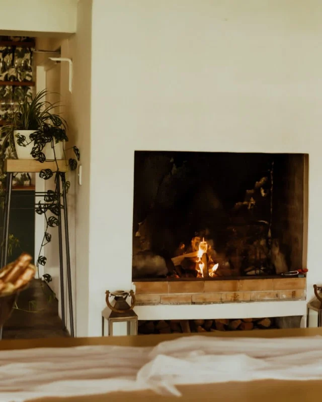 Cape Town really said “stay inside” this week. 🌧️❄️

This cold front has been rough, and honestly, we’re just hoping everyone’s staying warm and safe out there.

One thing we’ll never take for granted this time of year though? A fireplace, good company, and a space that feels a little softer when the weather outside is doing the absolute most.

Sending warmth from The Silo & Shed today. 🤍

#TheSiloAndShed #Stellenbosch #CapeTownWeather #ColdFront #WinterInTheCape #StayWarm #Winelands #FireplaceSeason #WesternCap