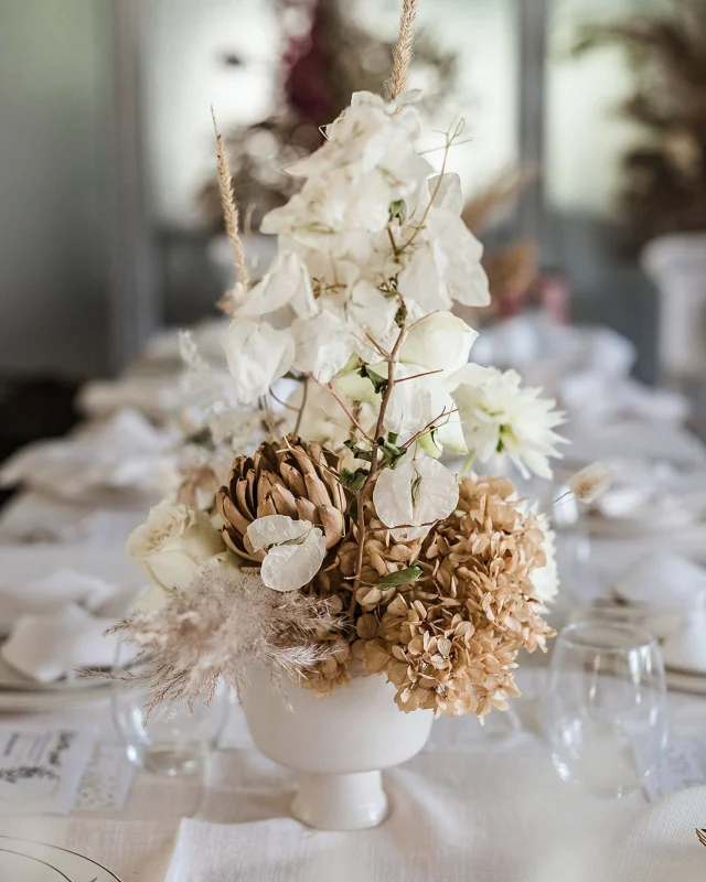 Some tables just feel different.

Maybe it’s the flowers.
Maybe it’s the people.
Maybe it’s just what happens when you put good people in a beautiful space and let the day unfold.

The quiet moments.
The catch-ups that somehow turn into hours.
The details that make a gathering feel a little extra special.

Those are always our favourite kind. 🤍

#TheSiloAndShed #Stellenbosch #Winelands #StellenboschLife #GatherWell #VenueHire #MeaningfulMoments