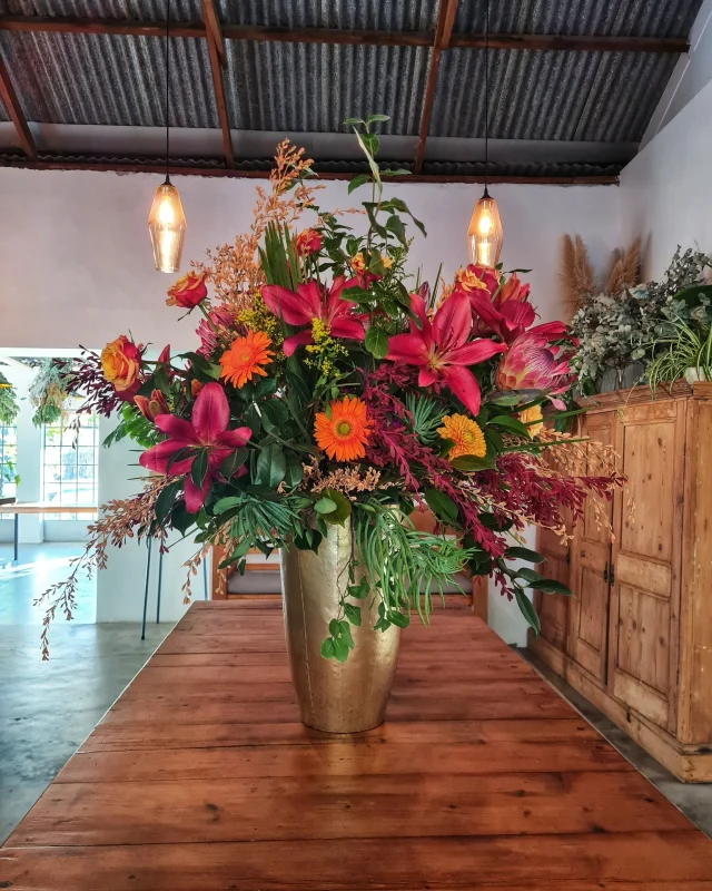 Fridays are for colour, connection, and celebrating life’s beautiful moments. From vibrant blooms to delicious bites and meaningful gatherings, here’s to ending the week surrounded by beauty and good company. 💐🍓🥂

#TheSiloAndShed #CelebrateLife #FridayFeels #BeautifulGatherings #EventVenue #CelebrateInStyle #GatherAtTheSiloAndShed
